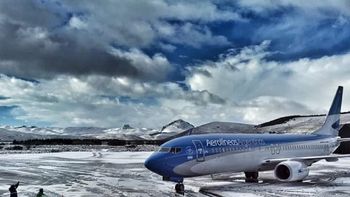 por las nevadas, cerraron los aeropuertos de chapelco, ushuaia y bariloche por las nevadas, cerraron los aeropuertos de chapelco, ushuaia y bariloche