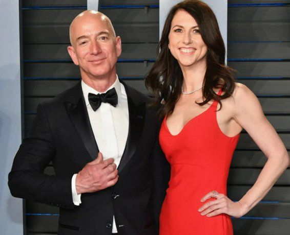 Jeff Bezos y MacKenzie Scott