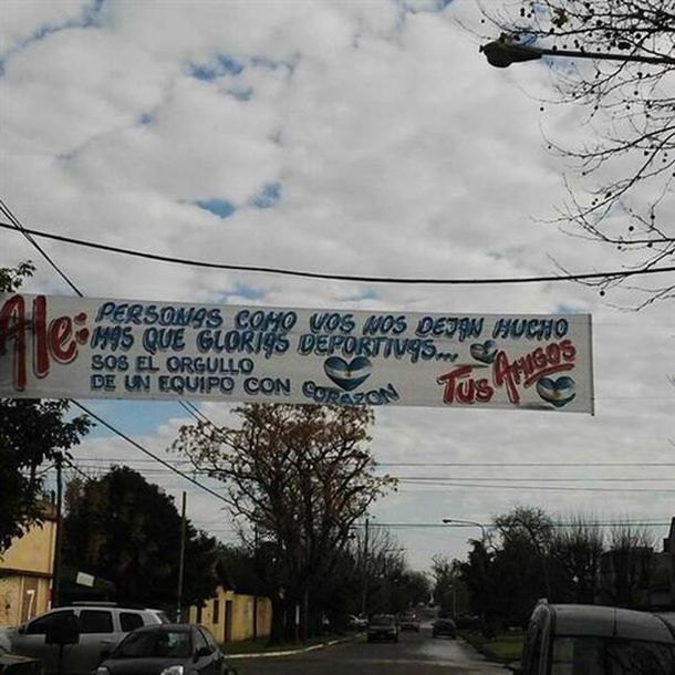 El héroe volvió a casa: así recibieron a Sabella en La Plata, su ciudad natal