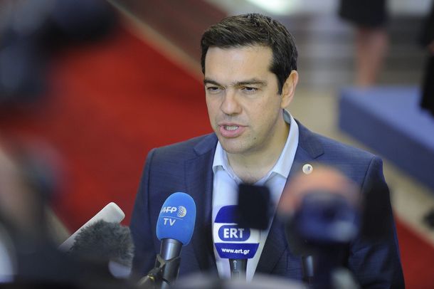 Tsipras: O aceptábamos el acuerdo o nos íbamos del euro
