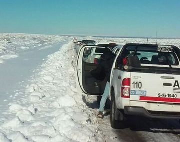 La nevada en Neuquén bloqueó rutas - Crédito:&nbsp;lmneuquen.com