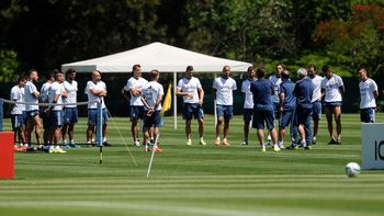 martino sorprendio con un cambio en la primera practica en colombia martino sorprendio con un cambio en la primera practica en colombia
