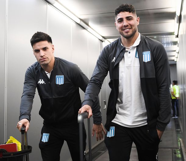 Racing fue demorado en el aeropuerto por una coincidencia que se hizo viral