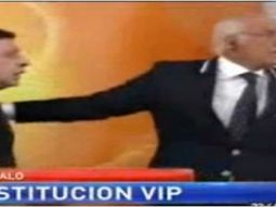 Jacobo Winograd reincide: a las piñas en televisión