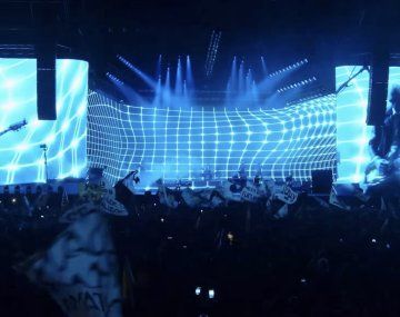 El cancionero contra Javier Milei en el show de Los Fundamentalistas en Tucumán