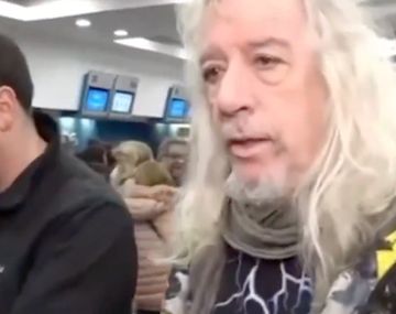 Encontraron a Diego Capusotto en Aeroparque y su desopilante respuesta se volvió viral
