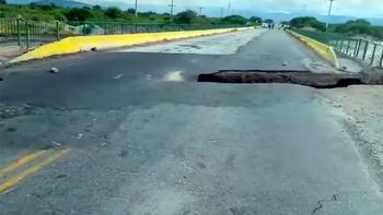 La zona está interrumpida al tránsito La zona está interrumpida al tránsito