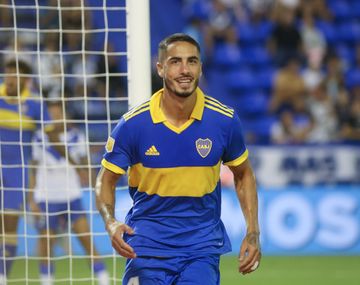 Boca le ganó a Vélez y se prendió en la lucha por el torneo