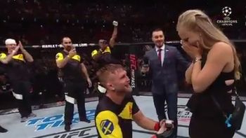 Gustafsson le propuso casamiento a la novia en el octógono Gustafsson le propuso casamiento a la novia en el octógono