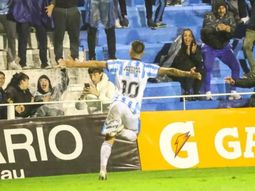 como en sus mejores epocas: el golazo de centurion en racing de cordoba como en sus mejores epocas: el golazo de centurion en racing de cordoba