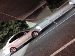 Se desprendió un hierro de un puente en la Autopista Riccheri: hay dos heridos