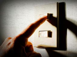 tras el gas, la corte ahora avanza con un fallo por la luz tras el gas, la corte ahora avanza con un fallo por la luz