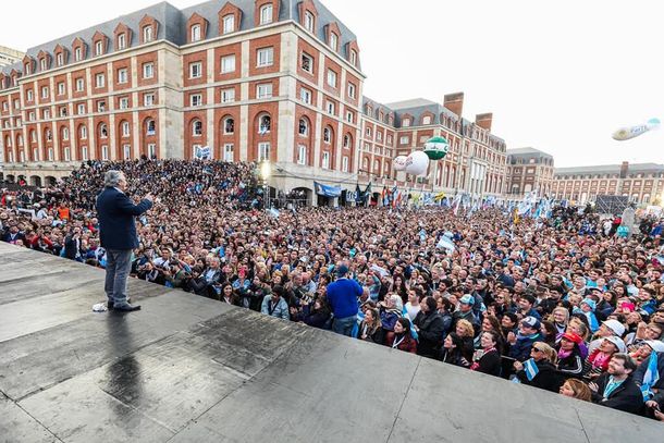 Alberto en el cierre de campaña en Mar del Plata