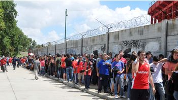 premio consuelo: el rojo fue el que mas entradas vendio premio consuelo: el rojo fue el que mas entradas vendio
