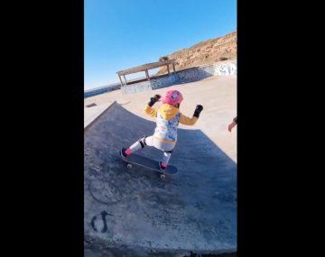 La niña prodigio del skate en Mar del Plata: con solo 4 años asombra a todos