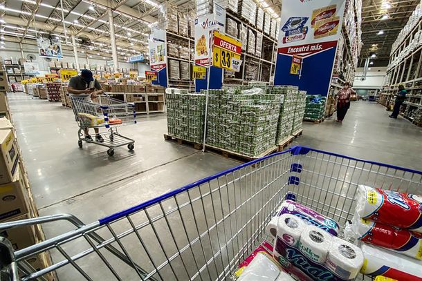 Precios de frontera: la canasta de higiene es 228% más cara que en Argentina