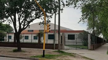 El Instituto San Francisco de Asís, en Río Cuarto, donde murió una chica de 14 años tras sufrir un ACV.