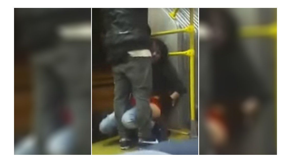 VIDEO Una Mujer Borracha Orin En El Transporte Pblico Delante De Todos