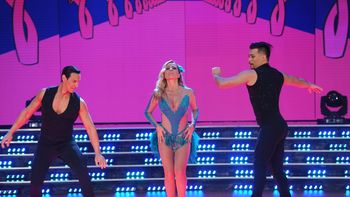 marta sanchez bailo la salsa de tres con jorge moliniers marta sanchez bailo la salsa de tres con jorge moliniers