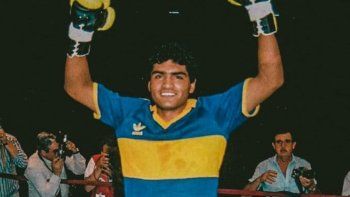 el sentido homenaje de boca a rona castro: adios, locomotora el sentido homenaje de boca a rona castro: adios, locomotora