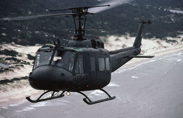 Buscan a un argentino tras caerse de un velero en Uruguay