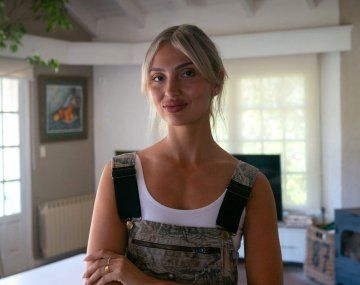 Quién es la influencer acusada de estafar con entradas para Argentina-Brasil 