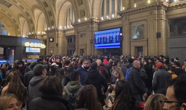 Caos total en la estación de Constitución: demoras y cancelaciones el tren Roca