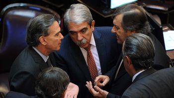 anibal fernandez: voy a ejercer el cargo con el oficio de un cuadro politico anibal fernandez: voy a ejercer el cargo con el oficio de un cuadro politico