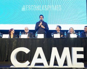 Wado de Pedro y Schiaretti participaron del encuentro de la CAME junto a más de 400 empresarios del sector