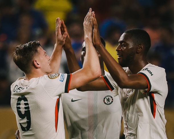 Chelsea goleó a Esperance ST y avanzó a los octavos de final del Mundial de Clubes 2025