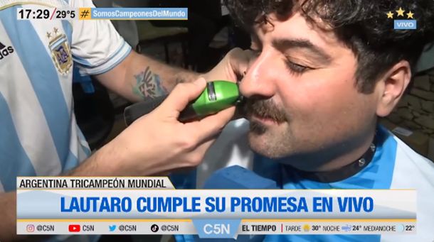 Lautaro Maislin cumplió su promesa y se afeitó el bigote en vivo