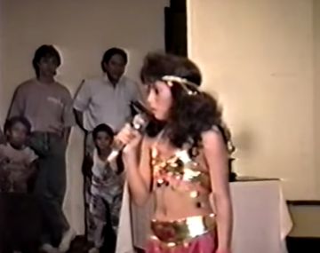 ¡Inédito! Se difundió un video de Shakira bailando la danza del vientre a los 12 años