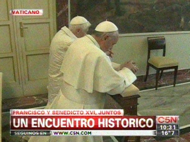 Así fue el encuentro entre Francisco y Benedicto XVI