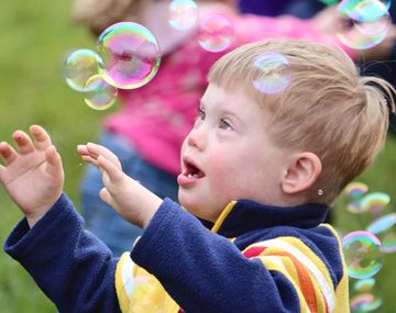 Crearon app de realidad aumentada para nenes con síndrome de Down