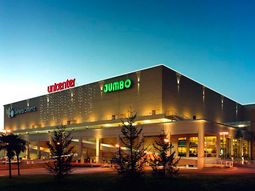 la policia reforzo la zona de los shoppings abasto y unicenter por supuesta amenaza de bomba la policia reforzo la zona de los shoppings abasto y unicenter por supuesta amenaza de bomba