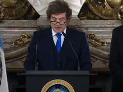 a que funcionarios eligio milei para que lo acompanen en la cadena nacional por el fallo de ypf a que funcionarios eligio milei para que lo acompanen en la cadena nacional por el fallo de ypf