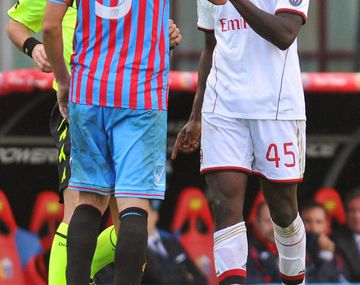 Mario Balotelli y Nicolás Spolli