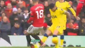 el planchazo por el que el cuti romero vio la roja en manchester united vs. tottenham el planchazo por el que el cuti romero vio la roja en manchester united vs. tottenham