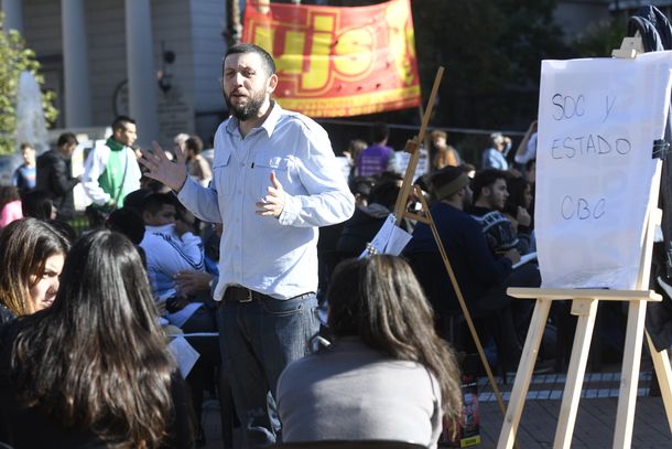 Clases públicas en Plaza de Mayo