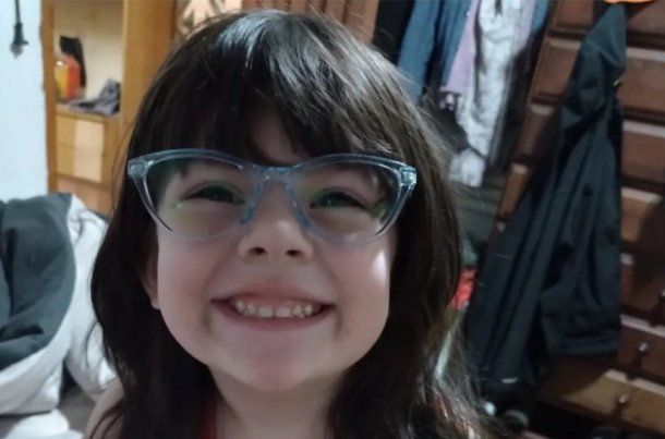 Desesperante: una nena está con fiebre alta desde hace cuatro meses y no dan con el diagnóstico