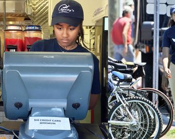 Cambio de época: la hija menor de Obama