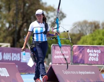 Agustina Giannasio consiguió la medalla de plata en tiro con arco mixto