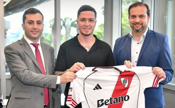 La promesa que Aníbal Moreno hizo hace casi una década y cumplió al llegar a River