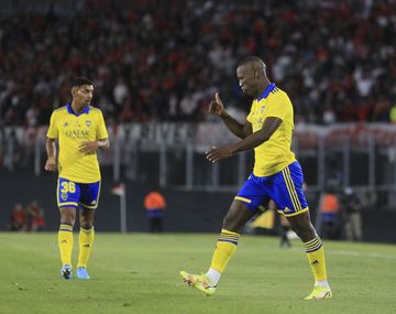 La bandera zarpada que puso River para Boca por la camiseta amarilla