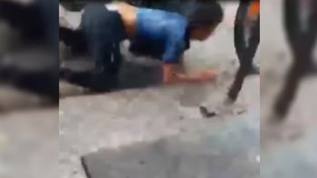 Un joven se salvó de milagro tras ser atropellado en Tucumán. Un joven se salvó de milagro tras ser atropellado en Tucumán.