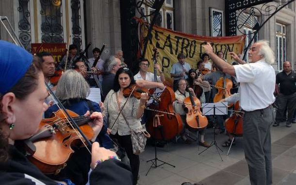 Musicos del colon