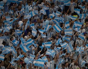 La medida se enmarca en el programa Tribuna Segura, que resolvió que las personas incluidas en registros de deudores alimentarios no podrán ingresar a los estadios de fútbol en el país.