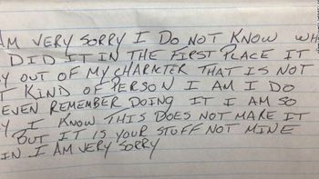 ladron arrepentido: robo y devolvio los articulos con una nota pidiendo disculpas ladron arrepentido: robo y devolvio los articulos con una nota pidiendo disculpas