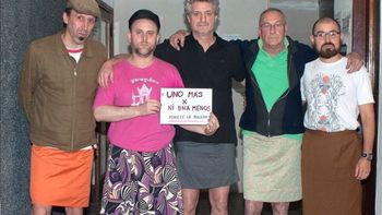 los hombres se ponen polleras para luchar contra los femicidios los hombres se ponen polleras para luchar contra los femicidios