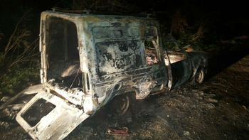 le salio mal: quemo el auto para cobrar el seguro, pero lo descubrieron le salio mal: quemo el auto para cobrar el seguro, pero lo descubrieron